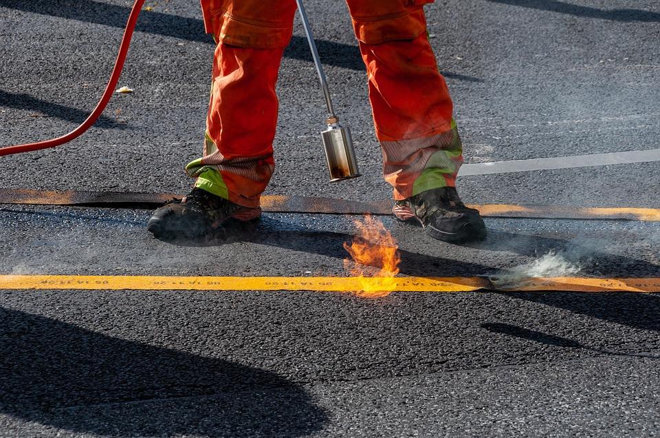 Asphalt & Road Materials